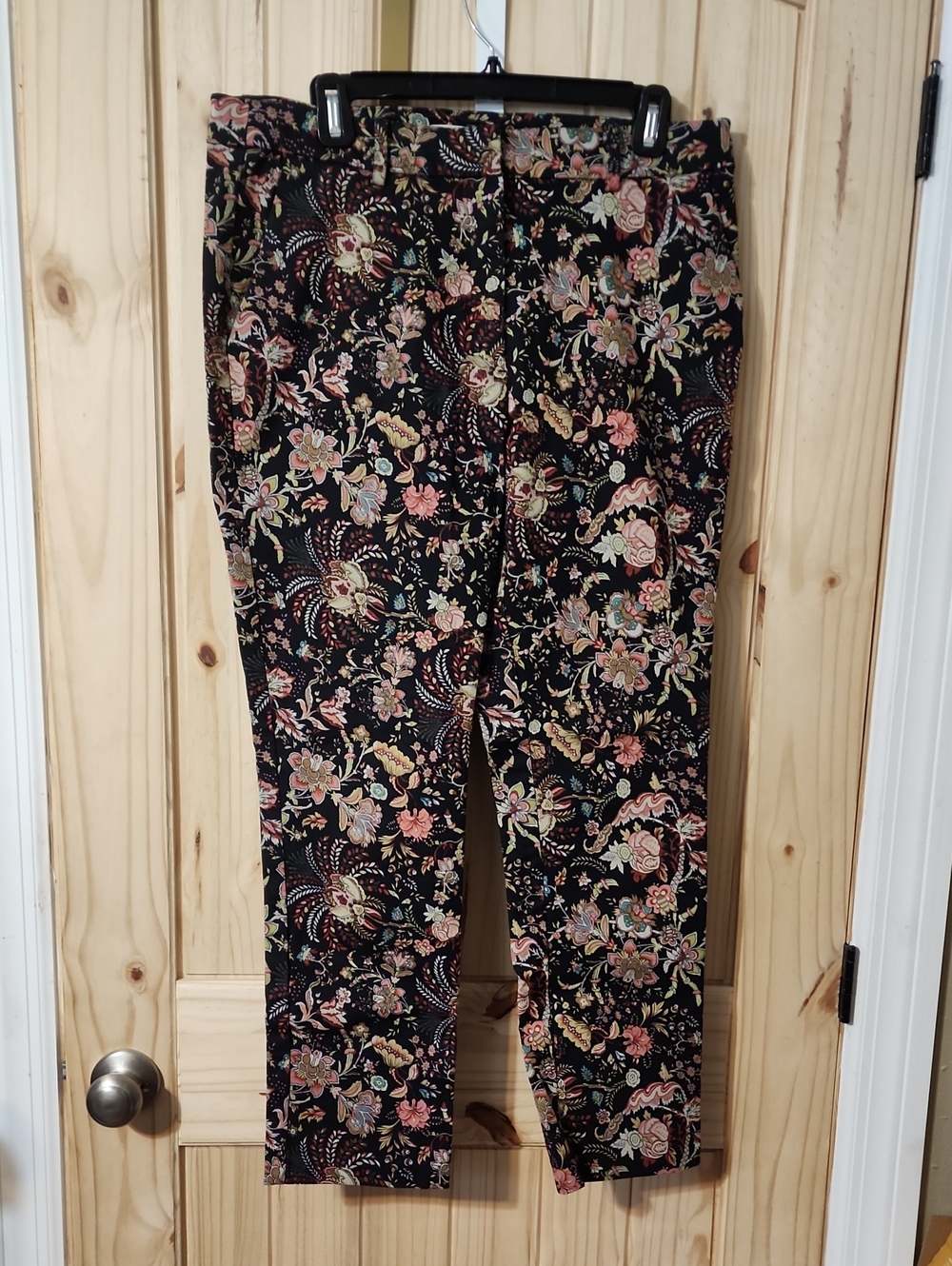 H&M Black Stretch Floral Print Chinos 14